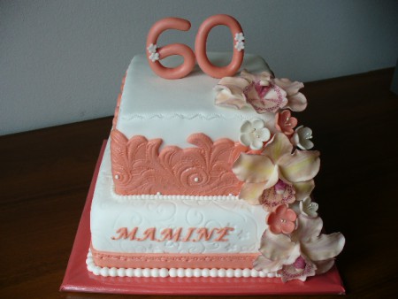 Poschodová štvorcová